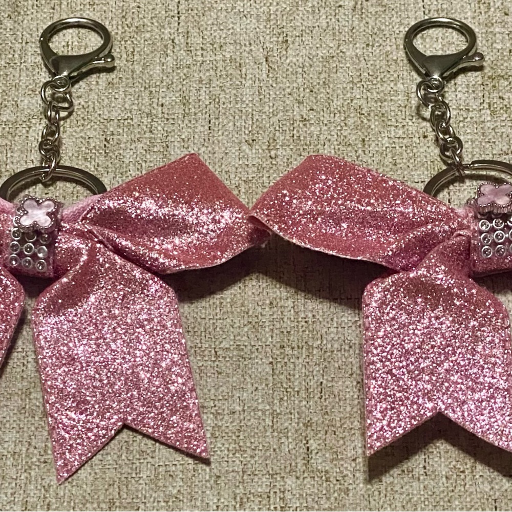 Source Unknown Pink Glitter Bow Key Holder - Picture 13 of 13